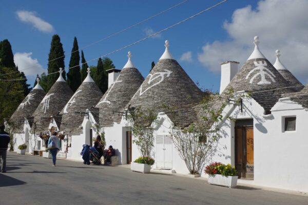 alberobello - la-magnolia-apulian-bed-and-breakfast-rooms-pool-relax-discover-polignano-012 alberobello - la-magnolia-apulian-bed-and-breakfast-rooms-pool-relax-discover-polignano-012