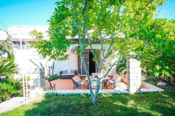 la-magnolia-apulian-bed-and-breakfast-rooms-pool-relax-discover-polignano-004 la-magnolia-apulian-bed-and-breakfast-rooms-pool-relax-discover-polignano-004