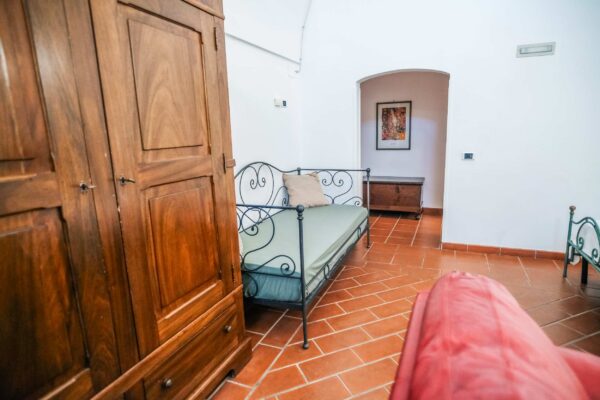 antica-radice-storia-la-magnolia-apulian-bed-and-breakfast-rooms-pool-relax-discover-polignano-003 antica-radice-storia-la-magnolia-apulian-bed-and-breakfast-rooms-pool-relax-discover-polignano-003