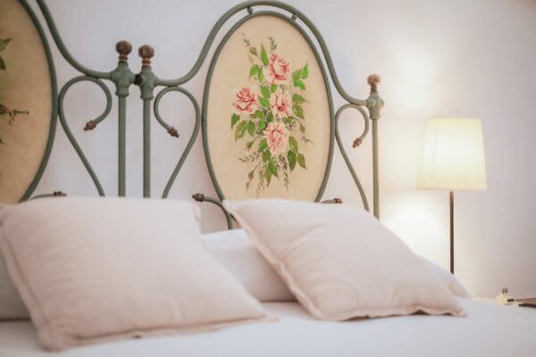 antica-radice-storia-la-magnolia-apulian-bed-and-breakfast-rooms-pool-relax-discover-polignano-006 antica-radice-storia-la-magnolia-apulian-bed-and-breakfast-rooms-pool-relax-discover-polignano-006