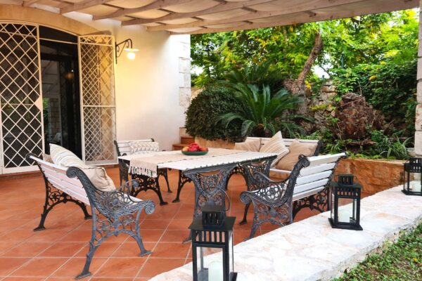 struttura-storia-la-magnolia-apulian-bed-and-breakfast-rooms-pool-relax-discover-polignano-002 struttura-storia-la-magnolia-apulian-bed-and-breakfast-rooms-pool-relax-discover-polignano-002